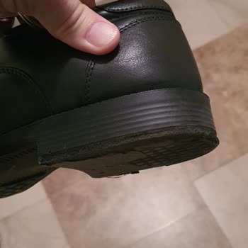 Dr. Comfort Ayakkabıda Hayal Kırıklığı: İlk Giyişte Kopma Ve Yetersiz Çözüm