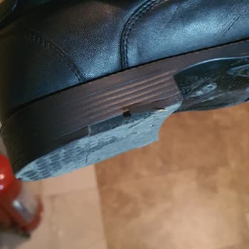 Dr. Comfort Ayakkabıda Hayal Kırıklığı: İlk Giyişte Kopma Ve Yetersiz Çözüm