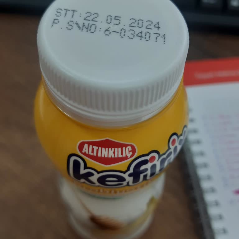 Ada AVM Carrefour SA Altınkılıç Kefir Gecikmiş Son Kullanma Tarihi