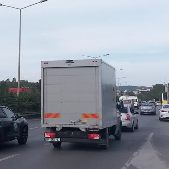 Trafikte Yaşadığım Hayati Tehlike Ve UPS Sürücüsü Hakkında Şikayet