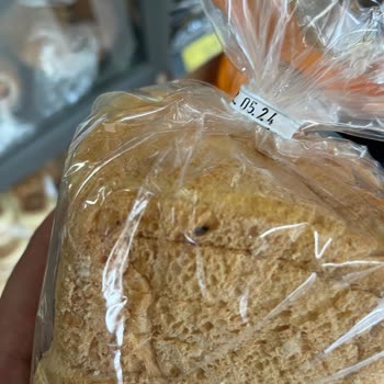 BİM Tost Ekmeği İçindeki Böcek