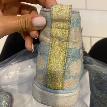 Skechers Çocuk Ayakkabılarındaki Sorumsuzluk!