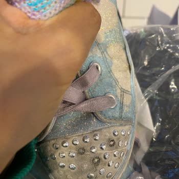Skechers Çocuk Ayakkabılarındaki Sorumsuzluk!