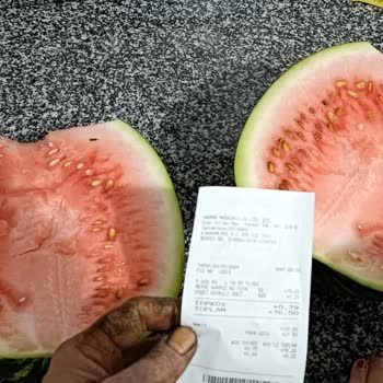 Hakmar Market'ten Aldığım Karpuzun Hayal Kırıklığı