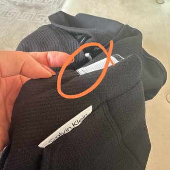 "Calvin Klein" Markası Kalite Ve Güvenden Uzak Tutum Sergiliyor