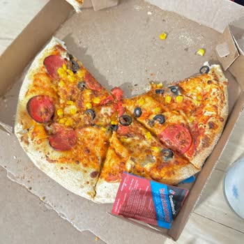 Domino's Antalya Manavgat Side Eksik Malzemeli Pizza Yolladı.