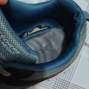 Skechers Marka Ayakkabı Yırtılma İade Sorunu
