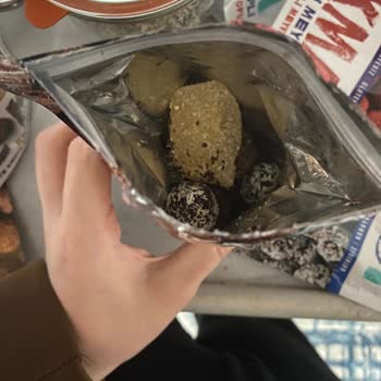 Züber Lokma İçinden Çıkan Şey