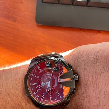 Diesel Giyim 10Bar Su Geçiriyor