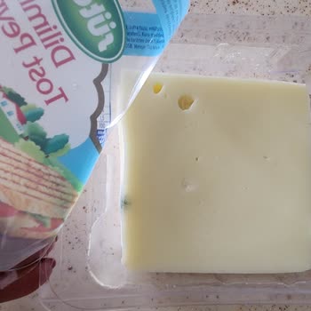 Sütaş Peynir Küflü Çıktı