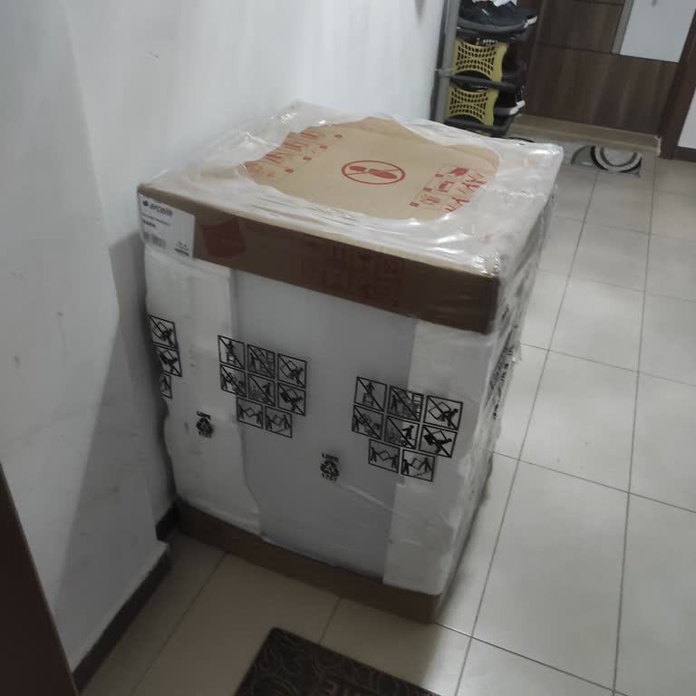 Borusan Lojistik Ürünü Daire Önünde Bırakıyor