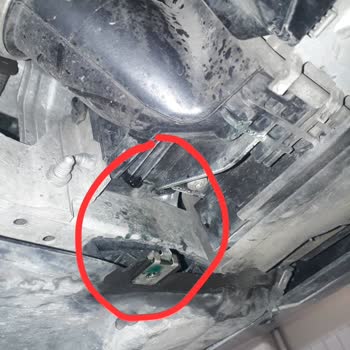 BMW 320i Sedan Post-Purchase Service Issue