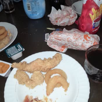 Popeyes Sürekli Eksik Ürün Gönderiliyor, Para İadesi Yapılmıyor