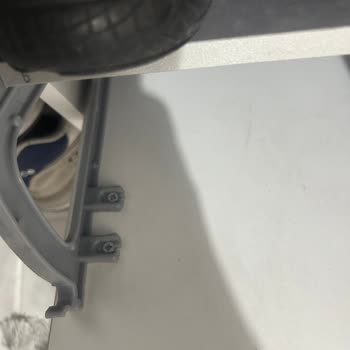 Adore Ayakkabılık Plastik Mekanizma Kalitesizliği