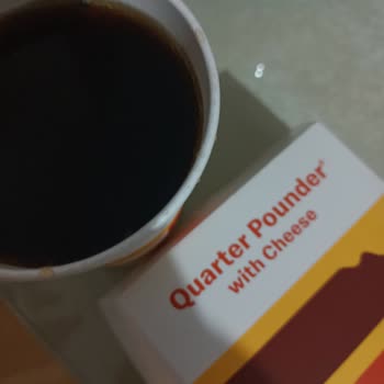 McDonald's Ayran İçin 5 TL Fark Alıyor Ama Açık Kola Gönderiyor