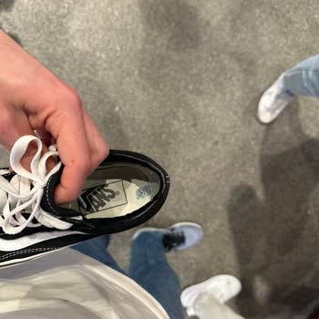 SuperStep Vans Marka Ayakkabı 1 Ay İçinde Deforme Oldu