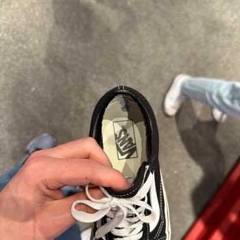 SuperStep Vans Marka Ayakkabı 1 Ay İçinde Deforme Oldu