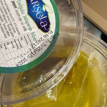 Arşela Peynir Dolgulu Biberin İçinden Kıl Çıktı