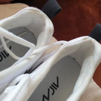 Custom Sneakers Kullanılmış Ürün Para İadesi