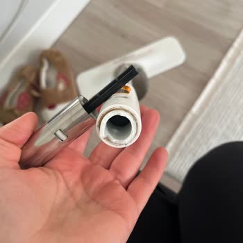 Пластиковая часть швабры Deerma сломалась за короткое время