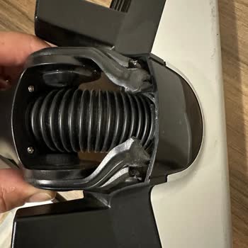 Bosch Unlimited Serie 6 Kalitesiz Ve Kolay Kırılan Başlık Ayıbı.