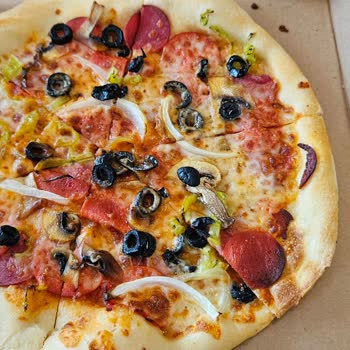 Pizza Hut İncek Vista Şubesi'nde Sipariş Karışıklığı Ve Bilgilendirme Eksikliği