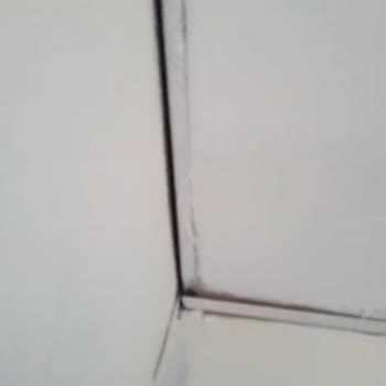GNC Konteyner Ve Prefabrik Evi Bitirmeden Evi Bırakıp Gittiler...