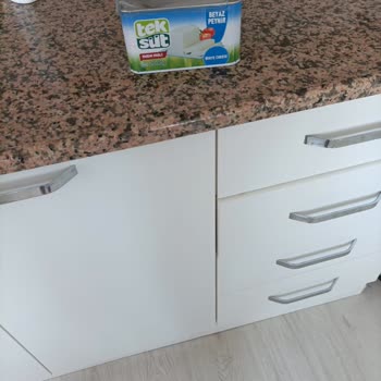 Teksüt Marka Peynir SKT'sine Daha Var Olmasına Rağmen Bozuk Çıktı.