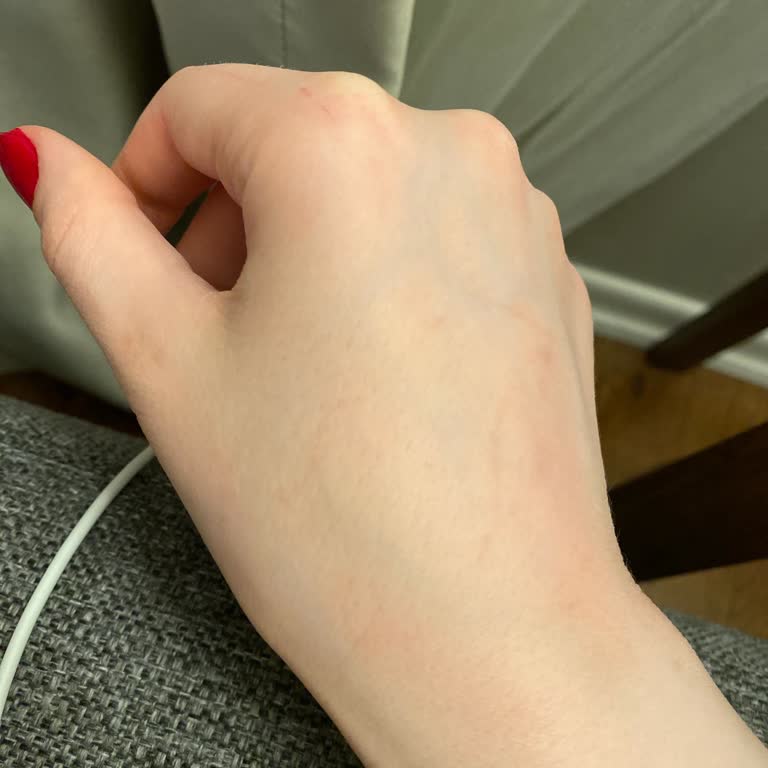 Mara Kozmetik El Manikür Ürünü Elden Asla Çıkmıyor