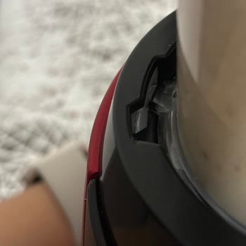 Fakir Ev Aletleri Blender Çalıştıktan Sonra Kilitlendi Çıkaramıyorum