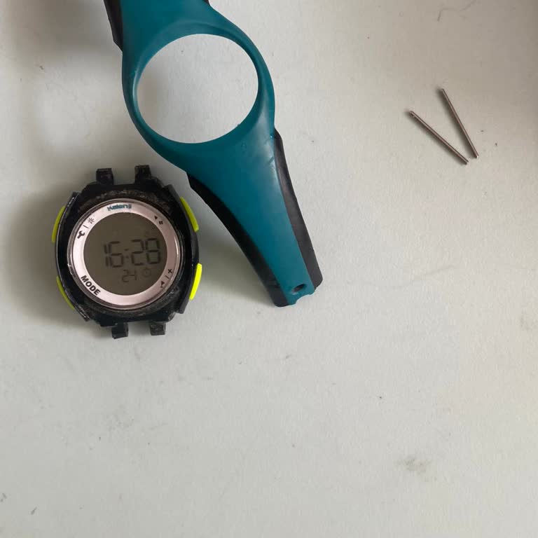 Decathlon Saat Kordonu Dandikliği