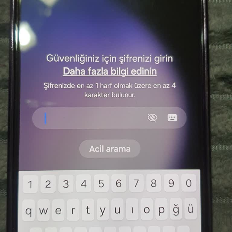 Samsung Telefon S23 Bir Bilmedim Bir Şifre İstiyor Açılmıyor
