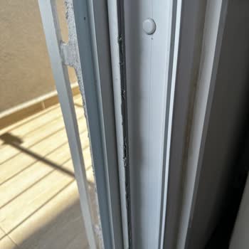 Plaspen Cam Fitilleri: Erime Ve Su Sızdırma Sorunu