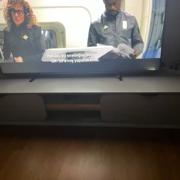 Philips TV 65PML9008/12 Ekranda Işık Sızması Var
