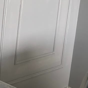 Düfa Boya Aynı Renk Olmasına Rağmen Boya Tutmuyor.