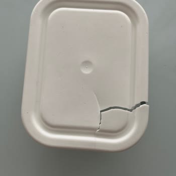 Paşabahçe Saklama Kabı Kapağı Kırıldı