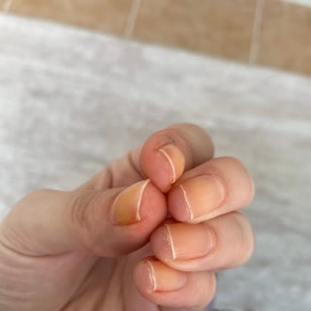 Flormar Full Color Serisi Oje Tırnak Sağlığını Tehdit Ediyor