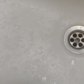 Seramiksan Klozet Ve Lavabolarında Sürekli Sorun Yaşıyoruz!