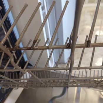 Franke Marka Ankastre Bulaşık Makinesi Sepetleri Paslanıyor