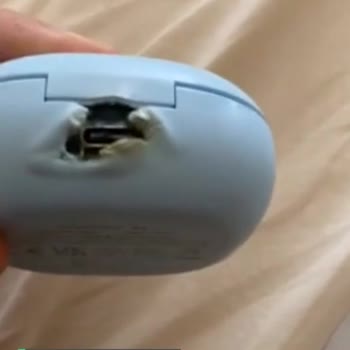 Anker Soundcore Kulaklığım Şarjda İken Yandı