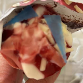 Algida Dondurmadan Plastik Çıktı