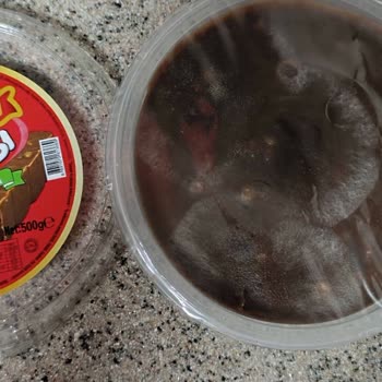BİM Küflü Ürün Çıktı