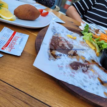 Baklavacı Hacıbaba Alacaatlı Hacıbaba Lokantası