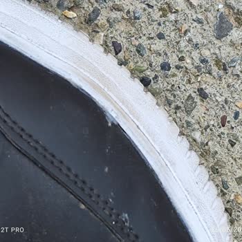 In Street Fabrikasyon Hatalı Hummel Ayakkabı Ve İlgisizlik