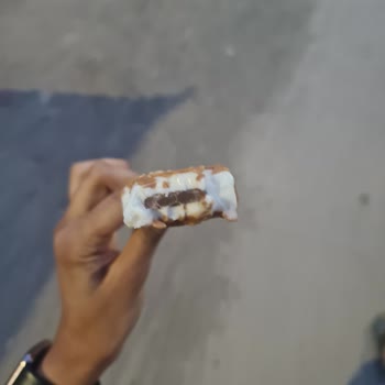 Algida Aldığım Boom Boom Gold'un Çikolatasının Yok Denecek Kadar Az Olması