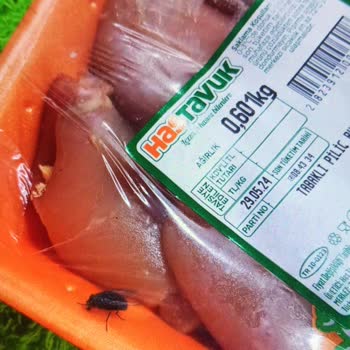 A101 Kokmuş Tavuk Ve Bozuk Sebzeler