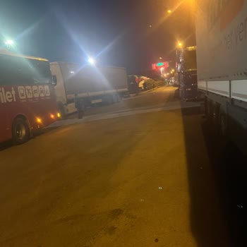 As Turizm Gideceğim Yere Gidemedim Kimlik T. C. İstenmeden Bindirdiler