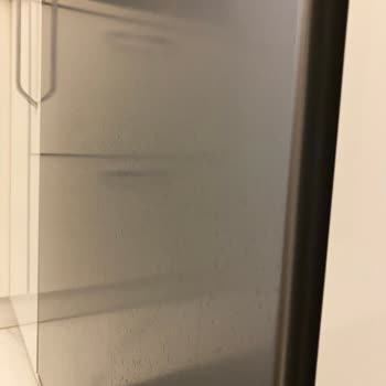 Altus Bulaşık Makinesi Kapağında Leke Oluştu