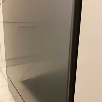 Altus Bulaşık Makinesi Kapağında Leke Oluştu