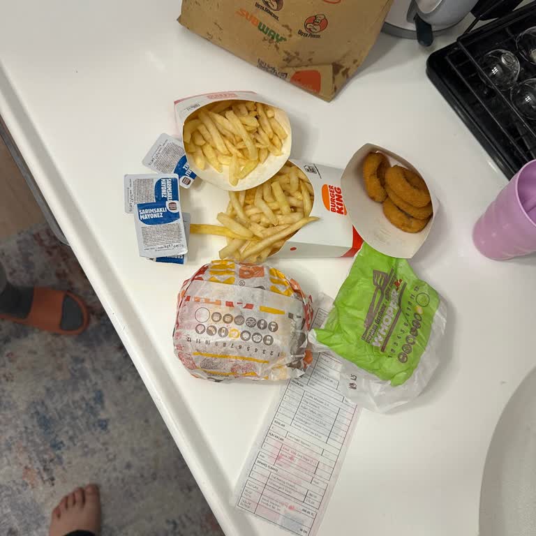 Trendyol GO Burger King Siparişim Eksik Geldi Ve İade Yapılmıyor